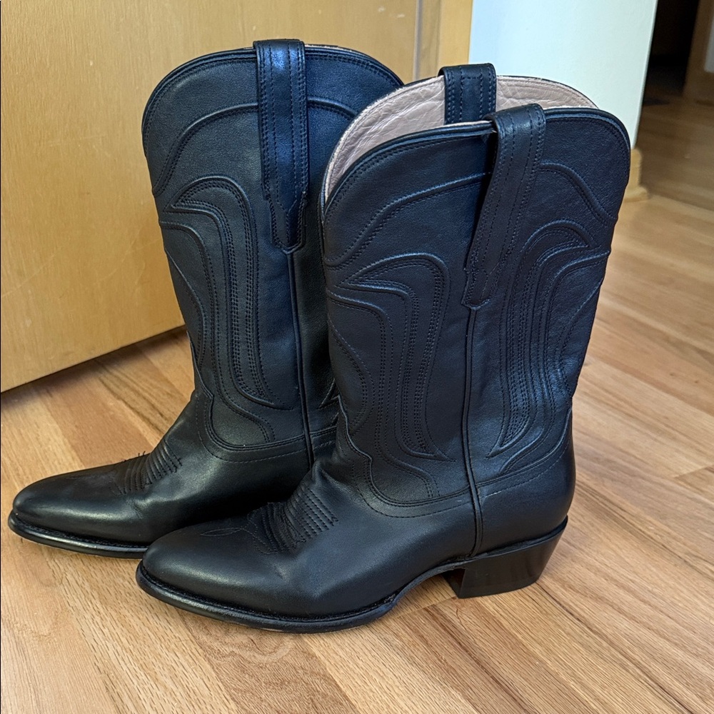 Women’s Tecovas Black Cowboy Boots